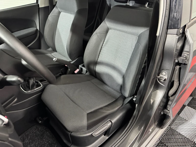 VW Polo 1.2 i - COMFORT LINE, снимка 12 - Автомобили и джипове - 52740073
