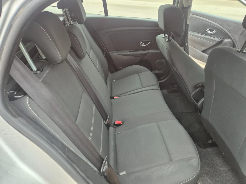 Renault Megane 1.5DCI 110K.S, снимка 11 - Автомобили и джипове - 53010309