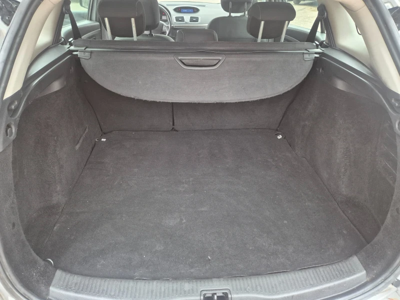 Renault Megane 1.5DCI 110K.S, снимка 15 - Автомобили и джипове - 53010309