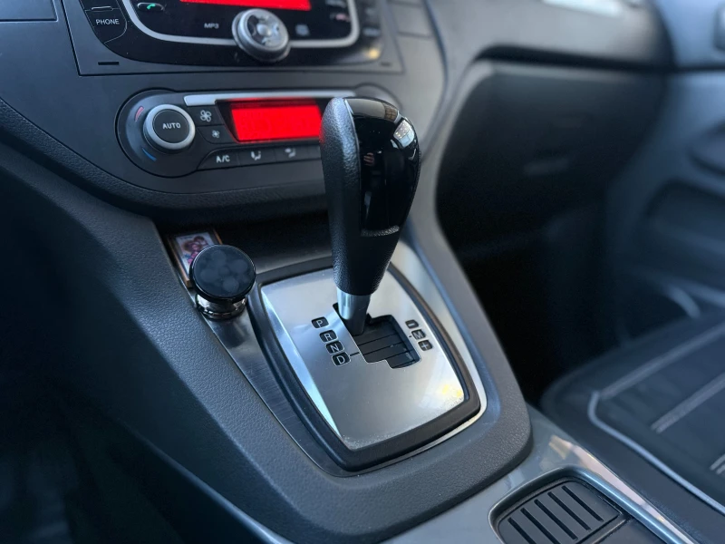Ford C-max 2.0TDCI 110к.с. Автоматик, снимка 11 - Автомобили и джипове - 53186799