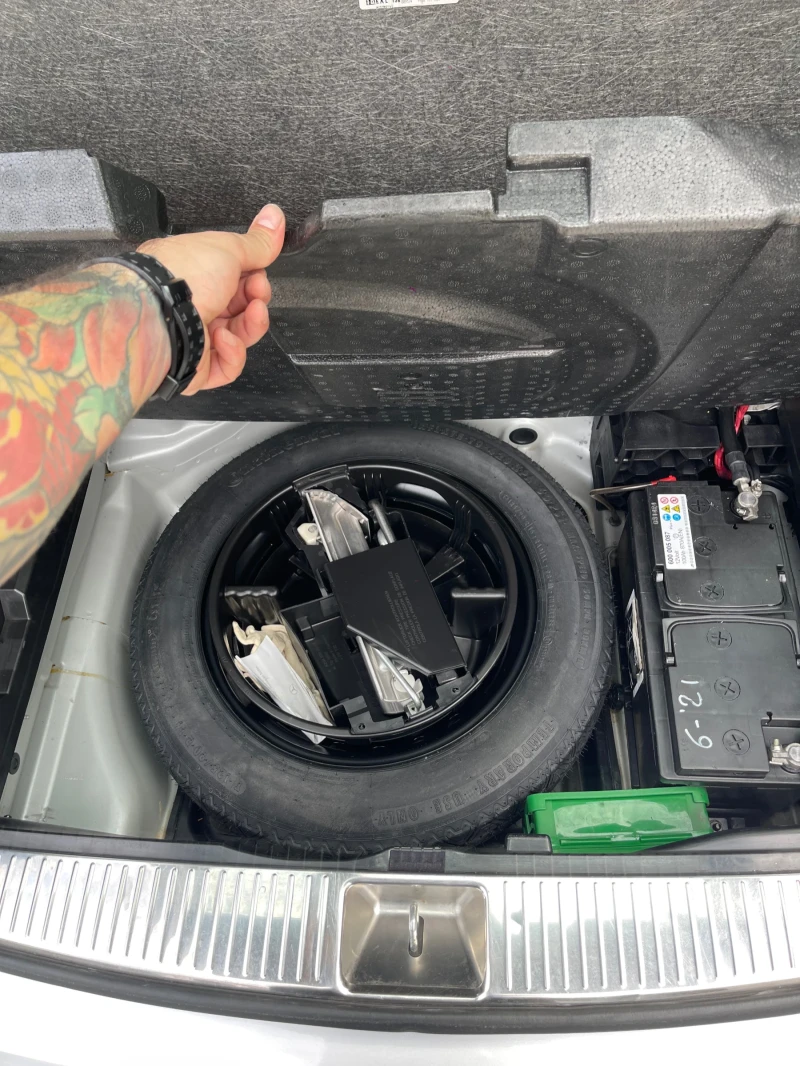 Mercedes-Benz C 220, снимка 10 - Автомобили и джипове - 53585412