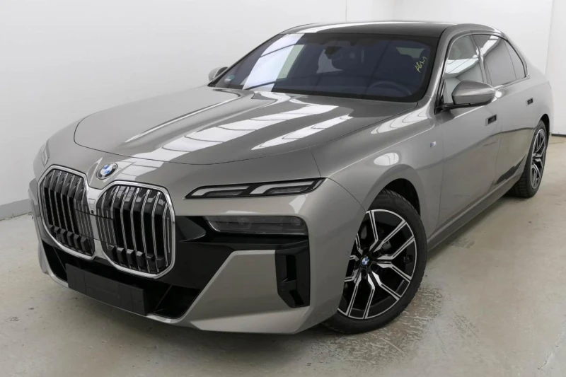 BMW 740 d xDrive Sportautomatic - 159870 лв. - 22074330 1