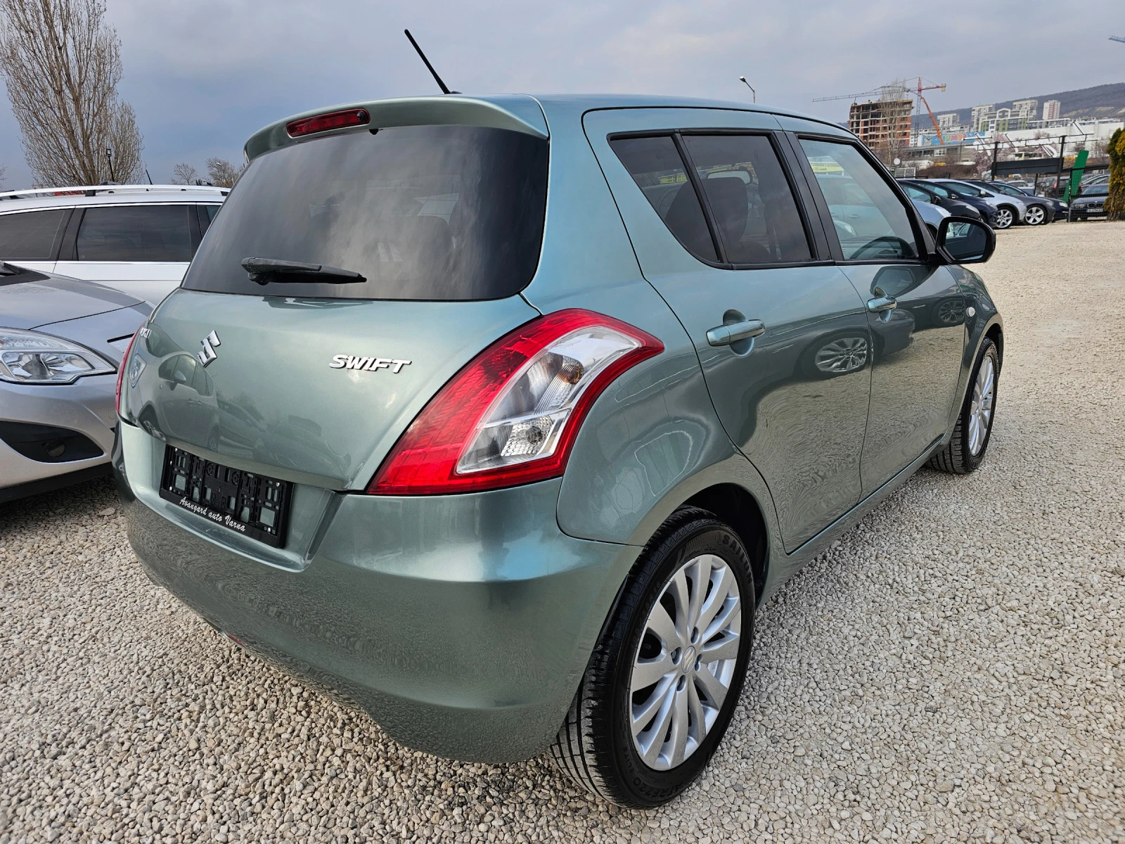 Suzuki Swift 1.2i, 94к.с. - изображение 4