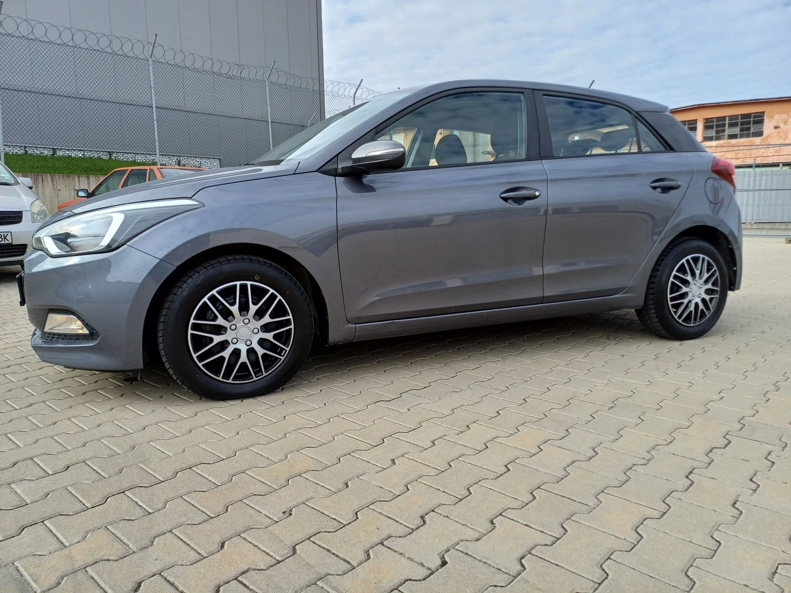 Hyundai I20 1, 2/75/EURO6B - изображение 5