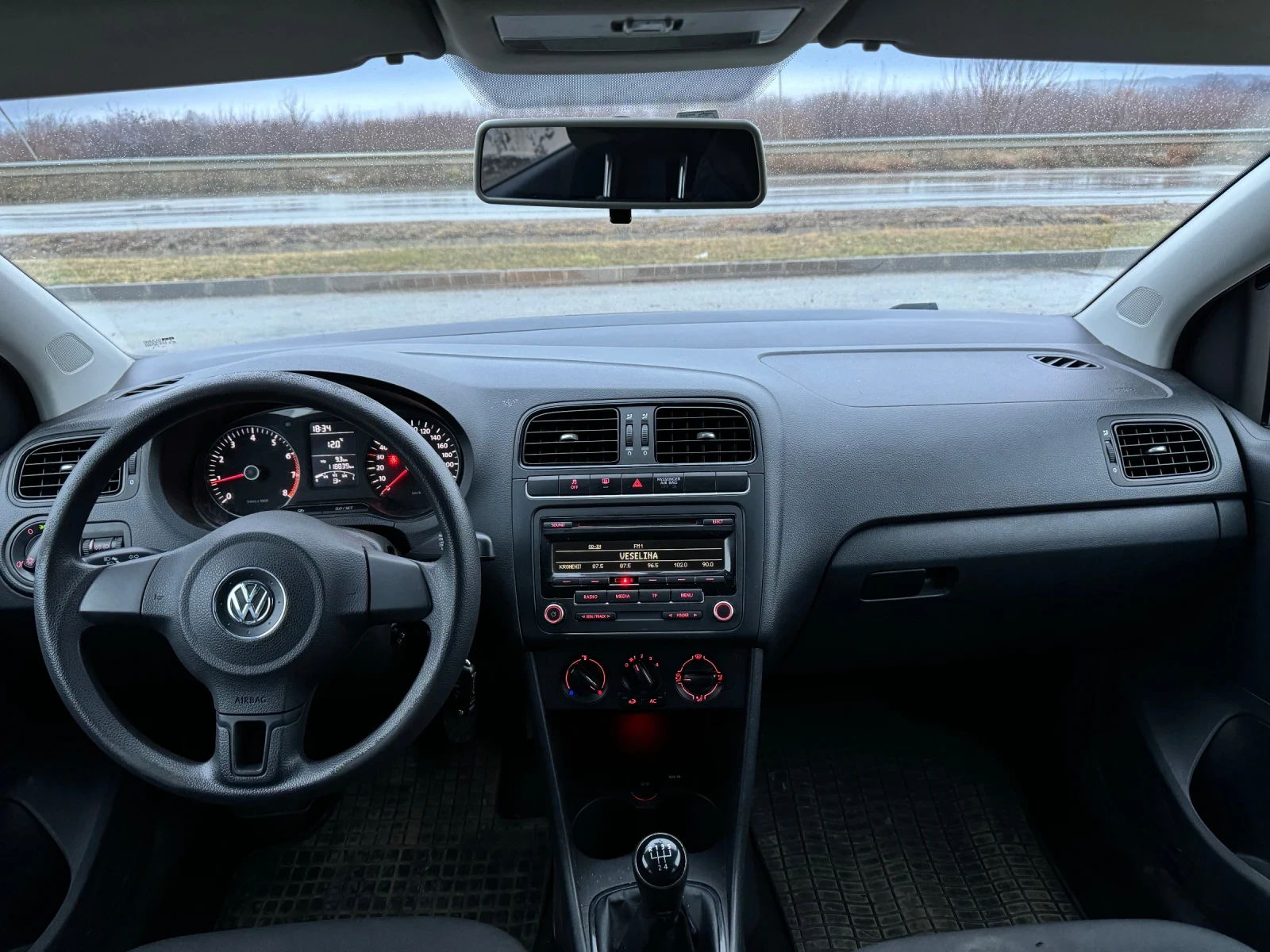 VW Polo 1, 2 I 60 PS EVRO 5 B - изображение 8