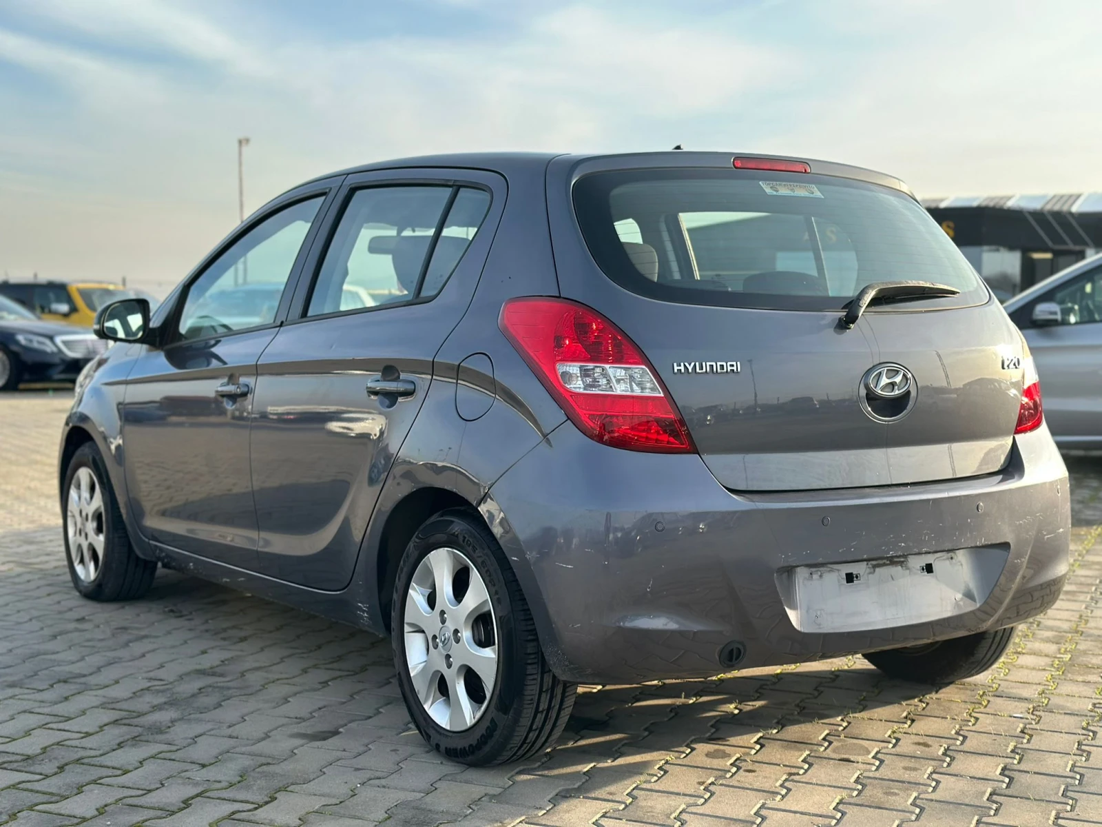 Hyundai I20 / 1.2I / GAS / EURO 5 /  | Mobile.bg � ����������� 3