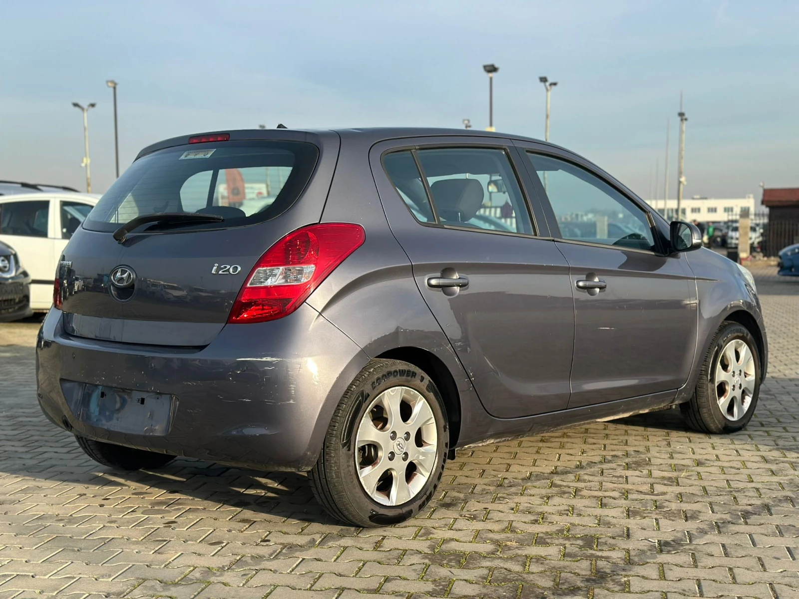 Hyundai I20 / 1.2I / GAS / EURO 5 /  | Mobile.bg � ����������� 5