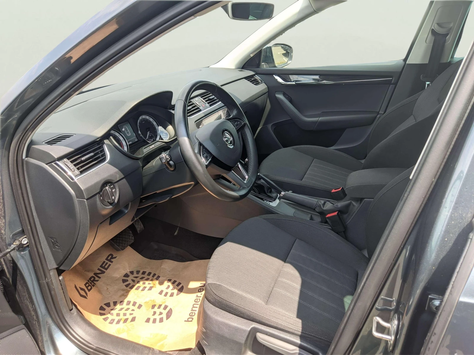 Skoda Octavia 1.6 | Mobile.bg � ����������� 7