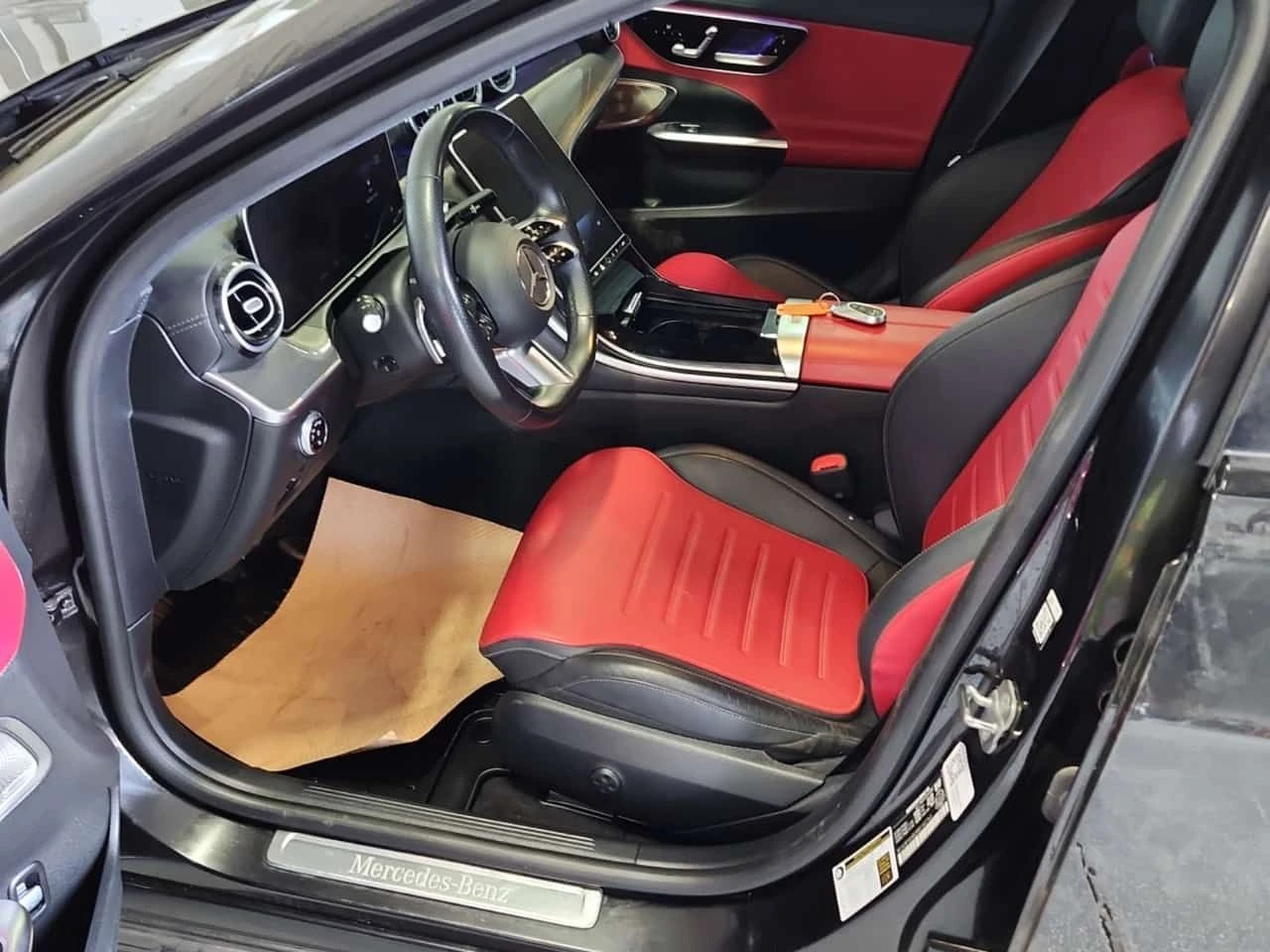 Mercedes-Benz C 300 | 360 КАМЕРИ| HEAD-UP| PANO| AMBIENT| , снимка 5 - Автомобили и джипове - 54422529