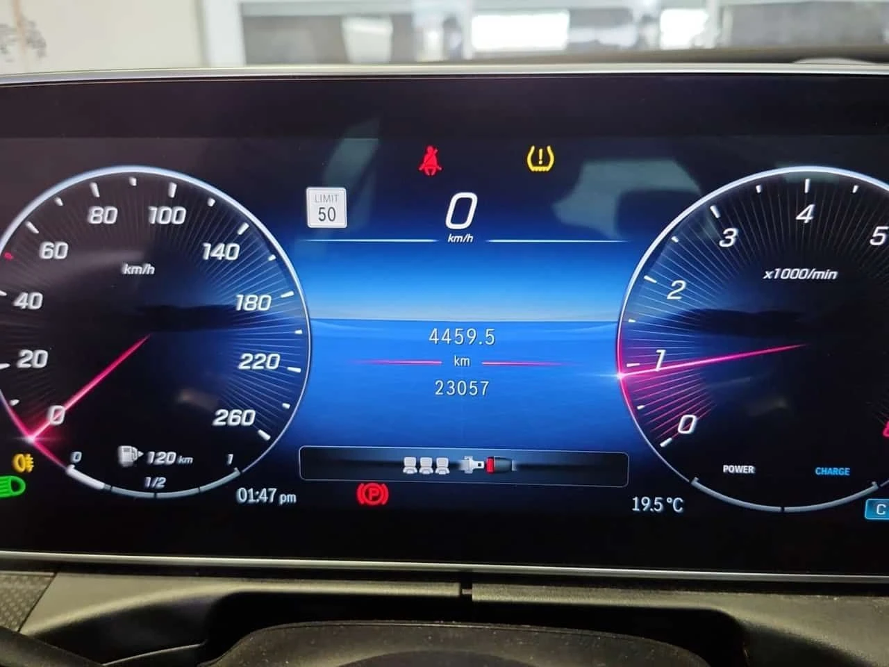 Mercedes-Benz C 300 | 360 КАМЕРИ| HEAD-UP| PANO| AMBIENT| , снимка 9 - Автомобили и джипове - 54422529