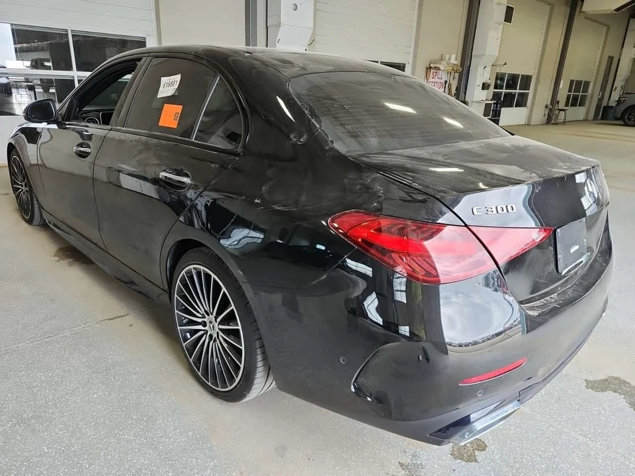 Mercedes-Benz C 300 | 360 КАМЕРИ| HEAD-UP| PANO| AMBIENT| , снимка 4 - Автомобили и джипове - 54422529