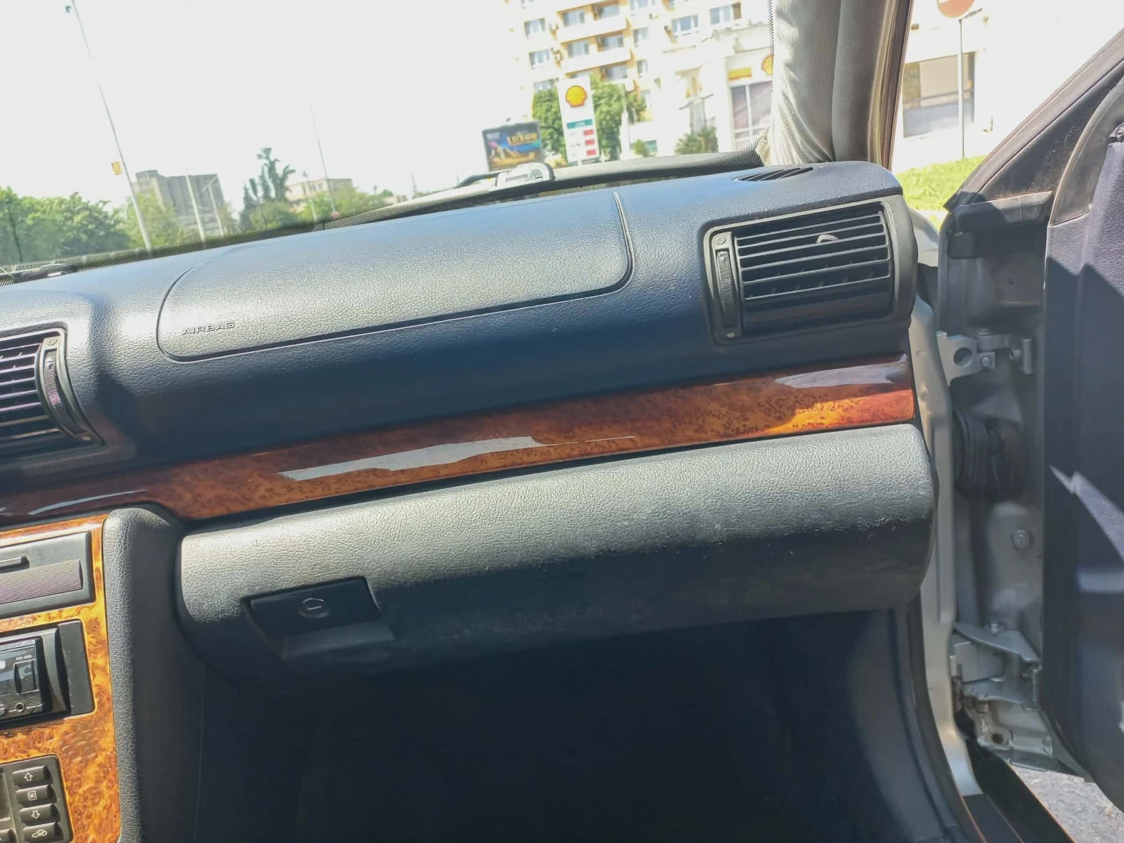 Audi A4 1.8i, снимка 9 - Автомобили и джипове - 54645411