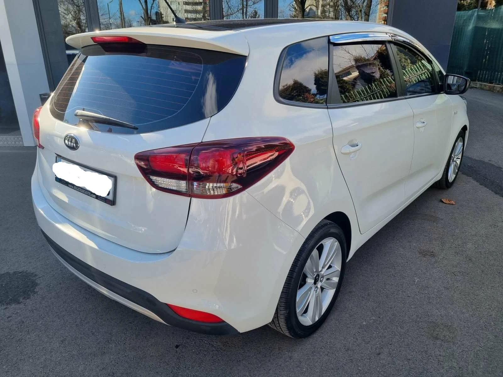 Kia Carens