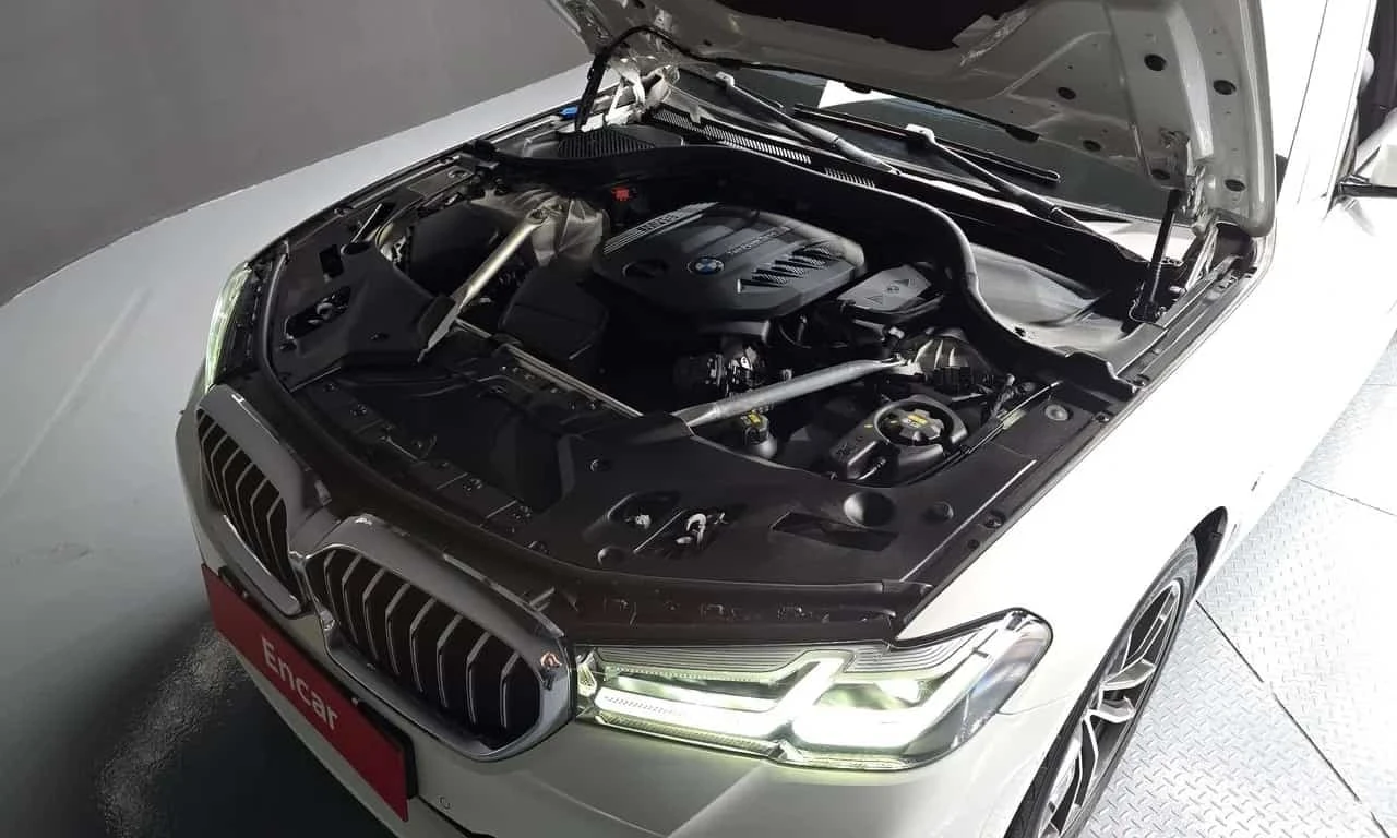 BMW 523 d M Sport | АВТОФИНАНСИРАНЕ | ЦЕНА ДО БЪЛГАРИЯ, снимка 6 - Автомобили и джипове - 56167308