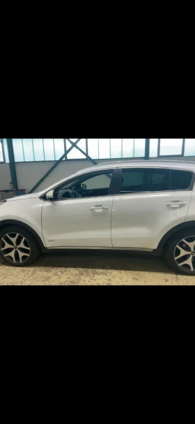 Kia Sportage  2.0 CRDI GT Line 185кс 4х4 / Обдухване / Панорама, снимка 4