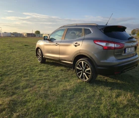 Обява за продажба на Nissan Qashqai TEKNA 1.6 131кс FULL ПЕЧКА 2015г. ~20 995 лв. - изображение 5 | Auto.bg Обява за продажба на Nissan Qashqai TEKNA 1.6 131кс FULL ПЕЧКА 2015г. ~20 995 лв. - изображение 5