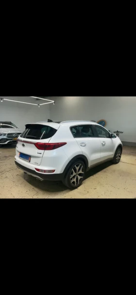Kia Sportage  2.0 CRDI GT Line 185кс 4х4 / Обдухване / Панорама - 16900 € / 33053.53 лв. - 12493916 9