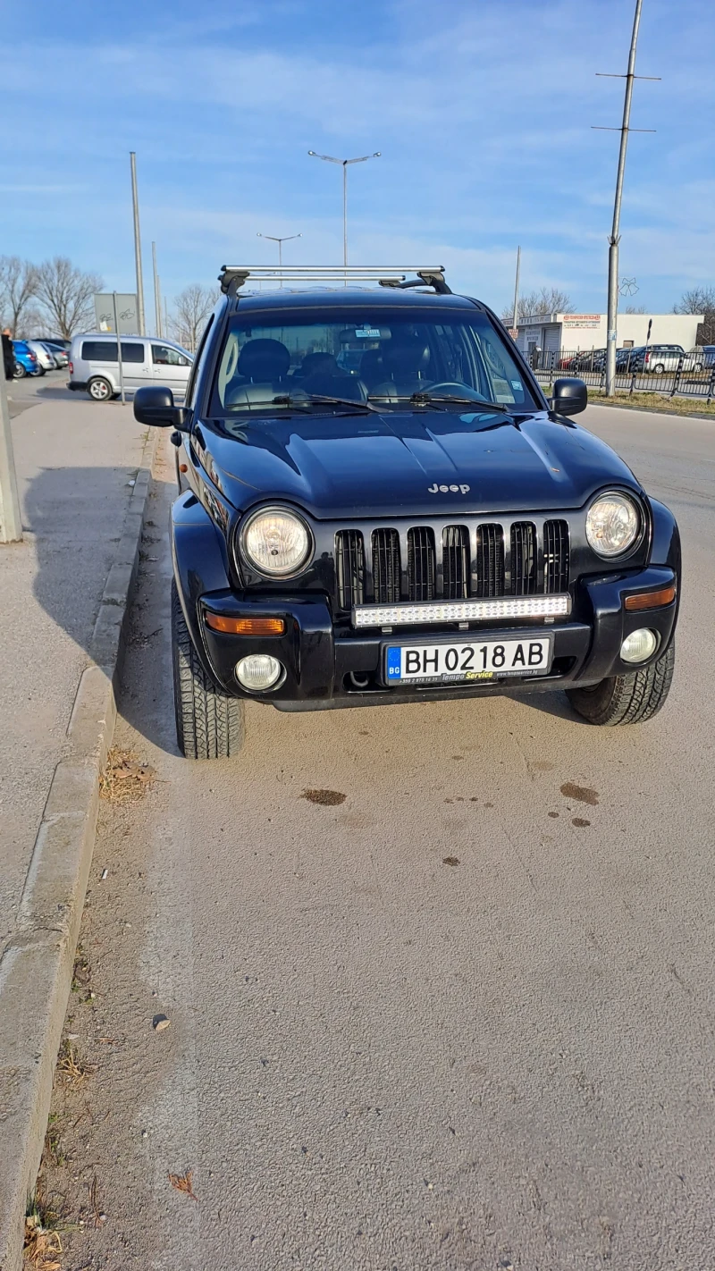 Jeep Cherokee, снимка 1 - Автомобили и джипове - 46906743