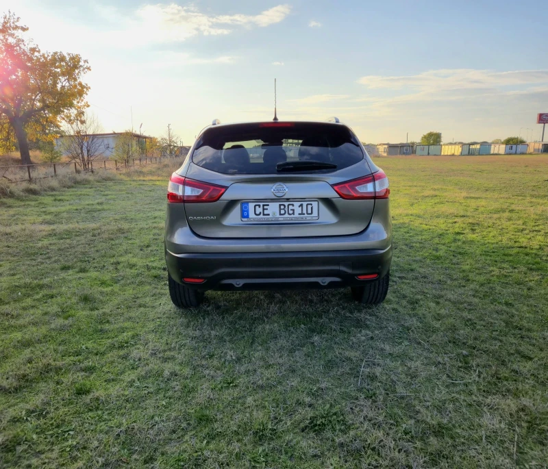 Nissan Qashqai TEKNA 1.6 131кс FULL ПЕЧКА 2015г., снимка 5 - Автомобили и джипове - 52160409