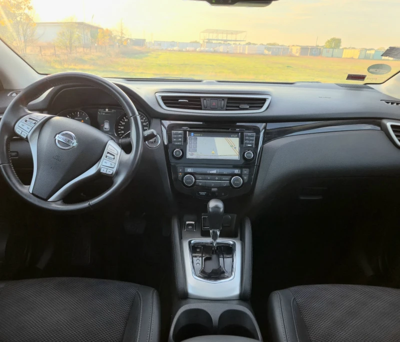 Nissan Qashqai TEKNA 1.6 131кс FULL ПЕЧКА 2015г., снимка 11 - Автомобили и джипове - 52160409
