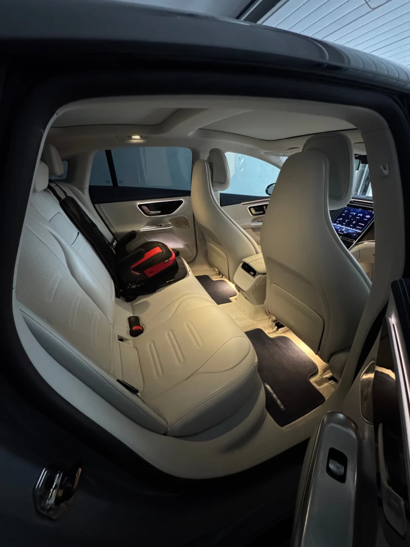 Mercedes-Benz EQE 53 AMG, снимка 17 - Автомобили и джипове - 52951605