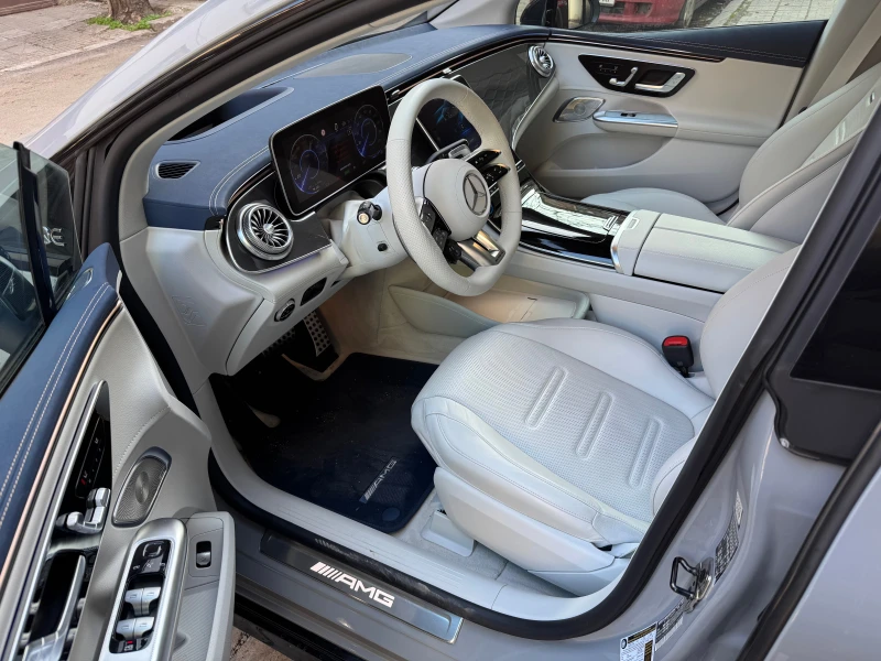 Mercedes-Benz EQE 53 AMG, снимка 10 - Автомобили и джипове - 52951605