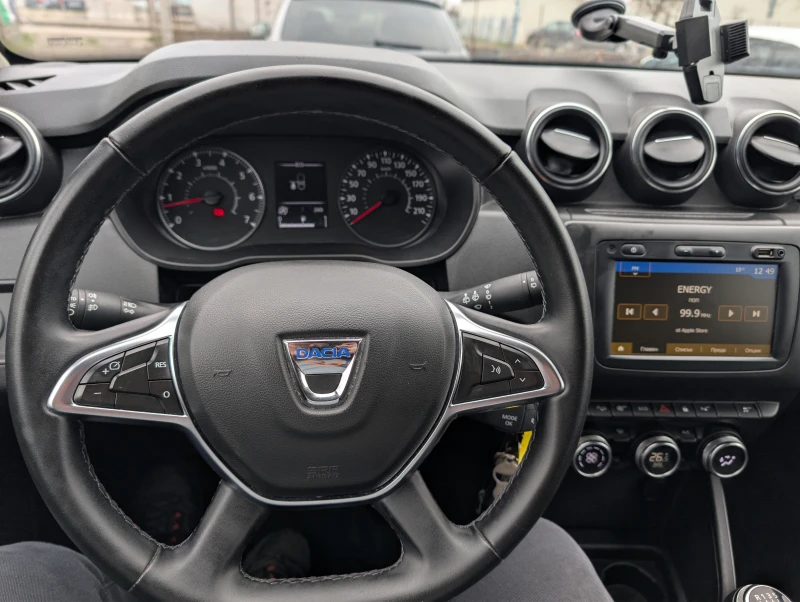 Dacia Duster 1.6i/114ps/4x4, снимка 8 - Автомобили и джипове - 53440800