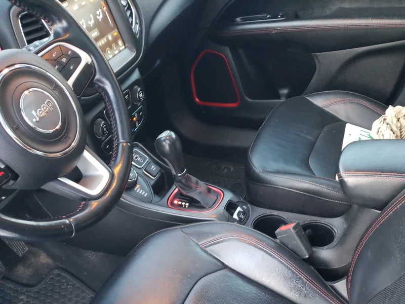 Jeep Compass 2.4L 4cyl 4WD, снимка 8 - Автомобили и джипове - 53519280