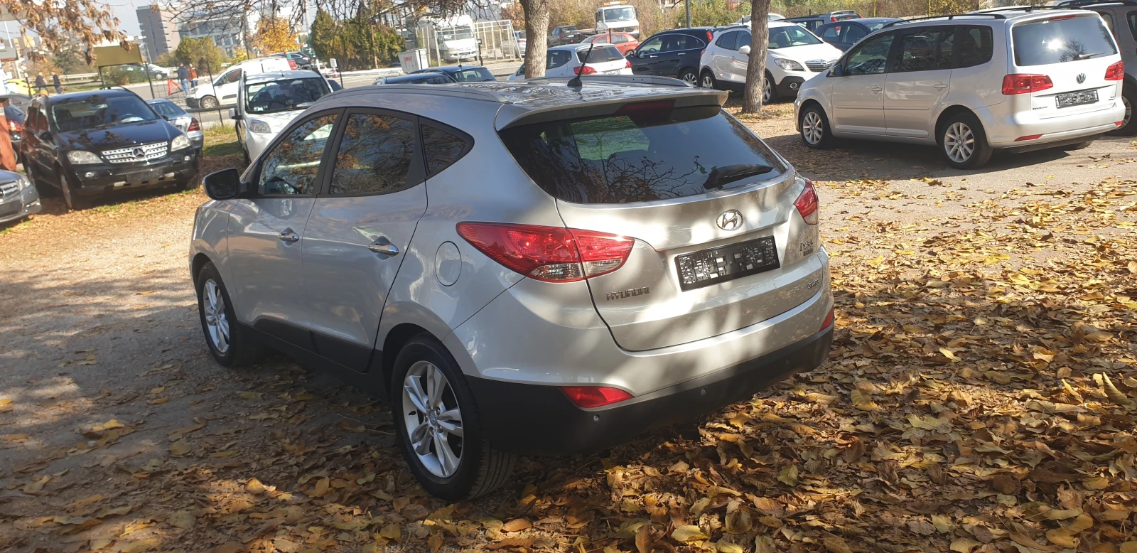 Hyundai IX35 2.0CRDI 4X4 FULL КОЖА ПОДГРЕВ КРУИЗ  - изображение 6