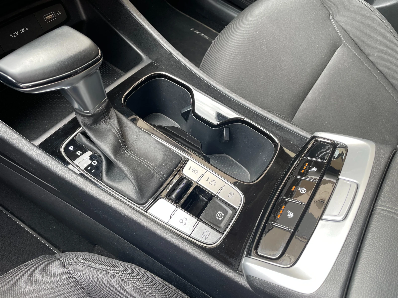 Hyundai Tucson 1.6 T-GDI Mild Hybrid- в Гаранция - изображение 10
