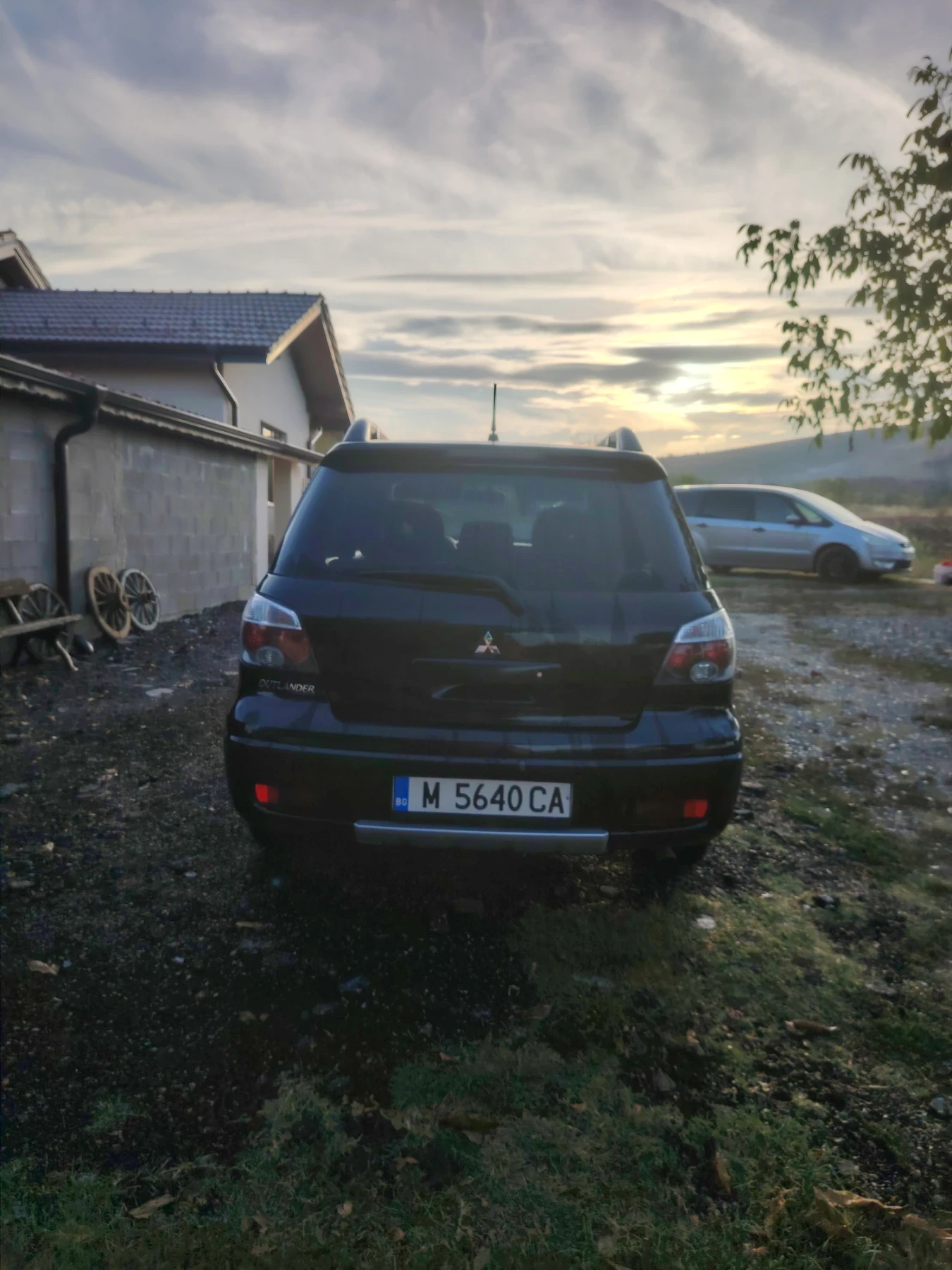 Mitsubishi Outlander  - изображение 3