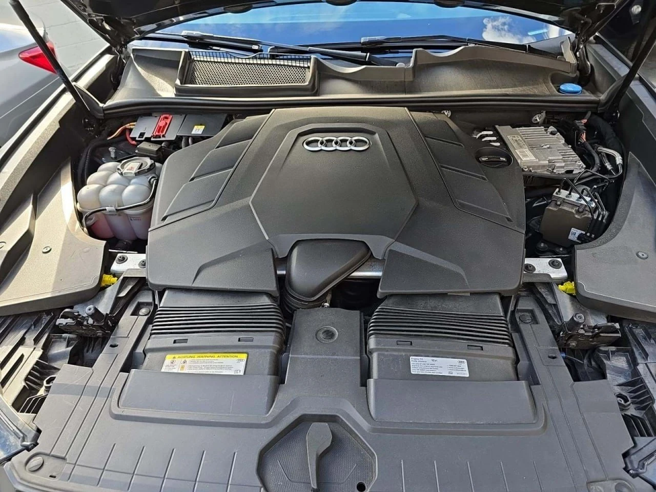 Audi Q8 * CARFAX * ��� ������������ ������ | Mobile.bg � ����������� 11