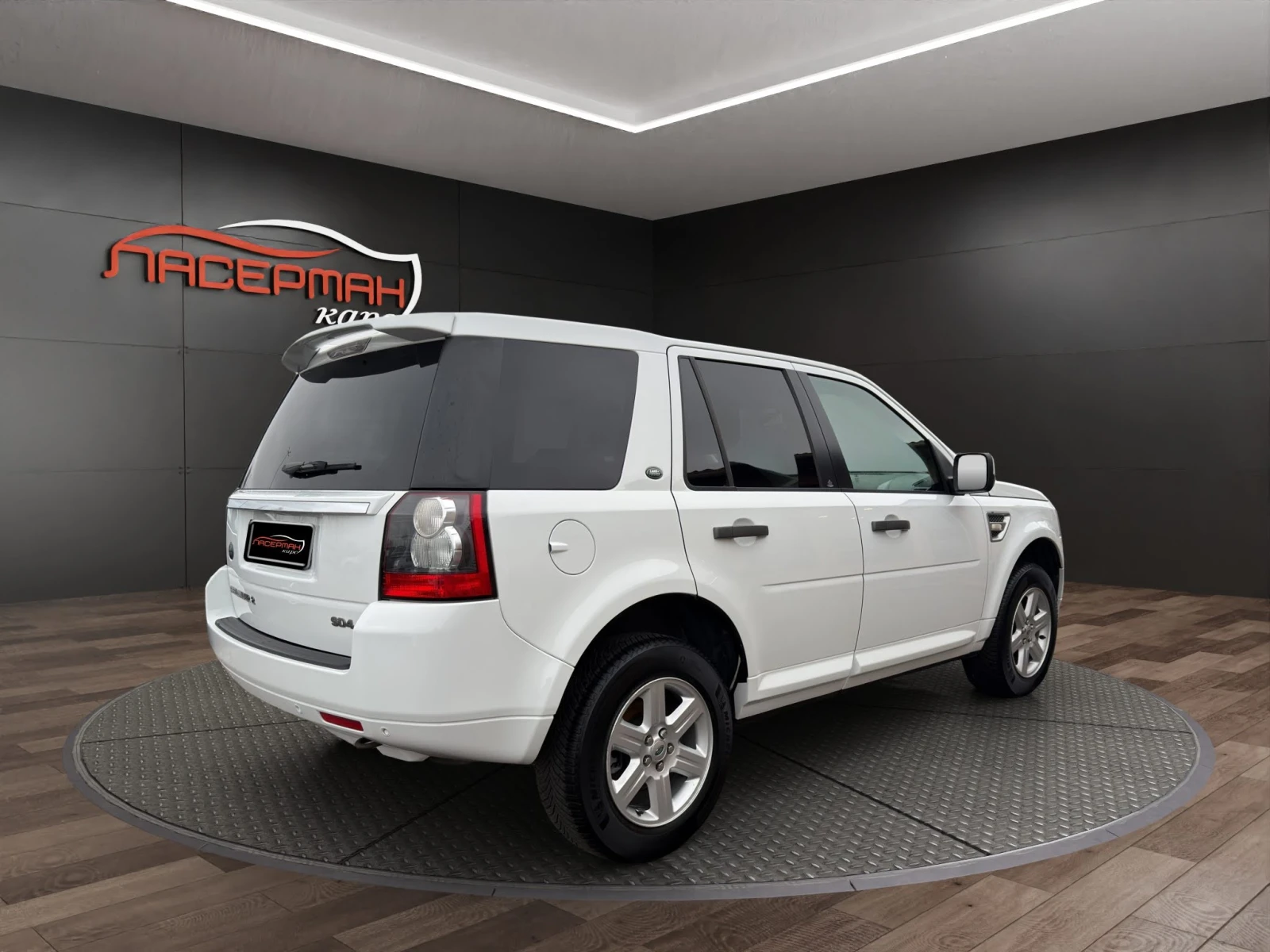 Land Rover Freelander 2.2SD4 AUTO  - изображение 3