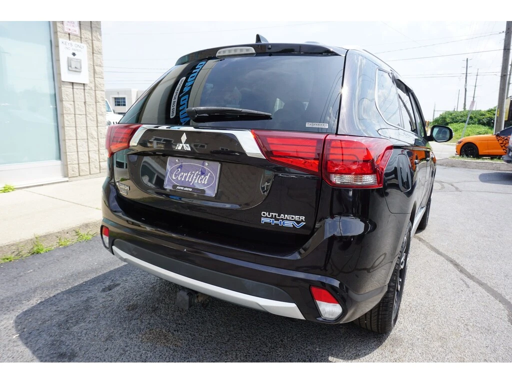 Mitsubishi Outlander  PHEV SE S-AWC, снимка 10 - Автомобили и джипове - 53733022