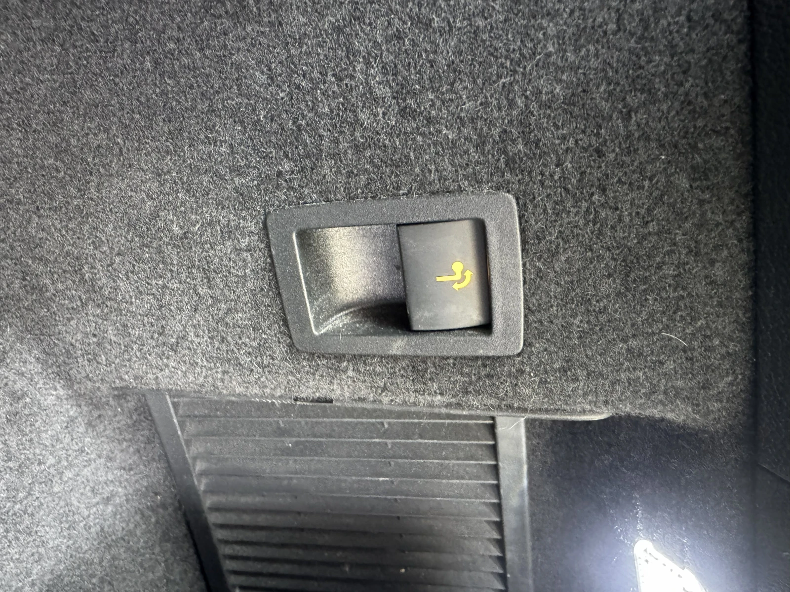 Skoda Kodiaq 7 места, снимка 14 - Автомобили и джипове - 53945052