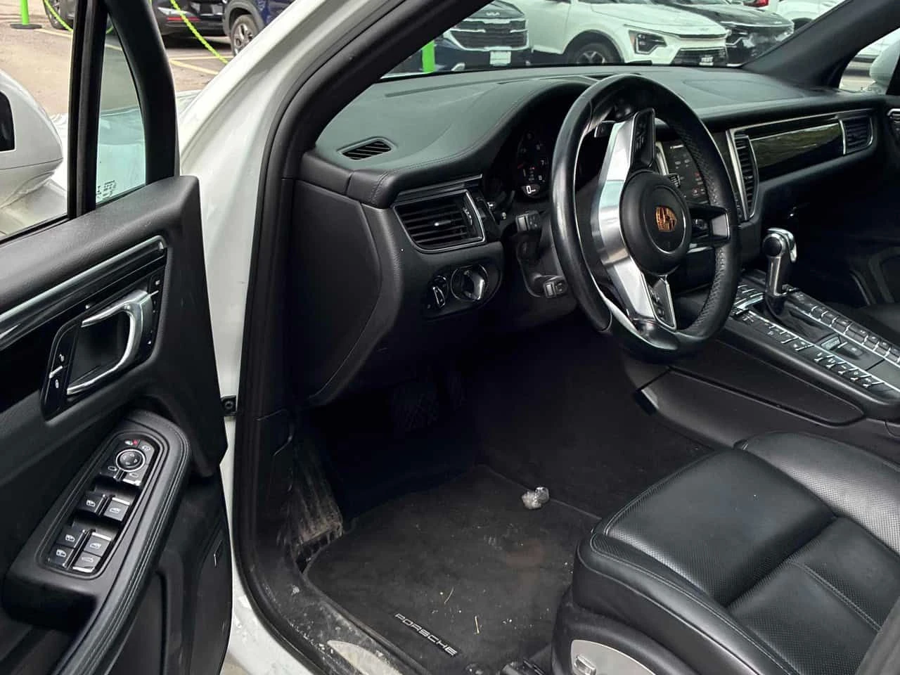 Porsche Macan * GTS * CARFAX * ЦЕНА ДО БГ, снимка 5 - Автомобили и джипове - 54531174