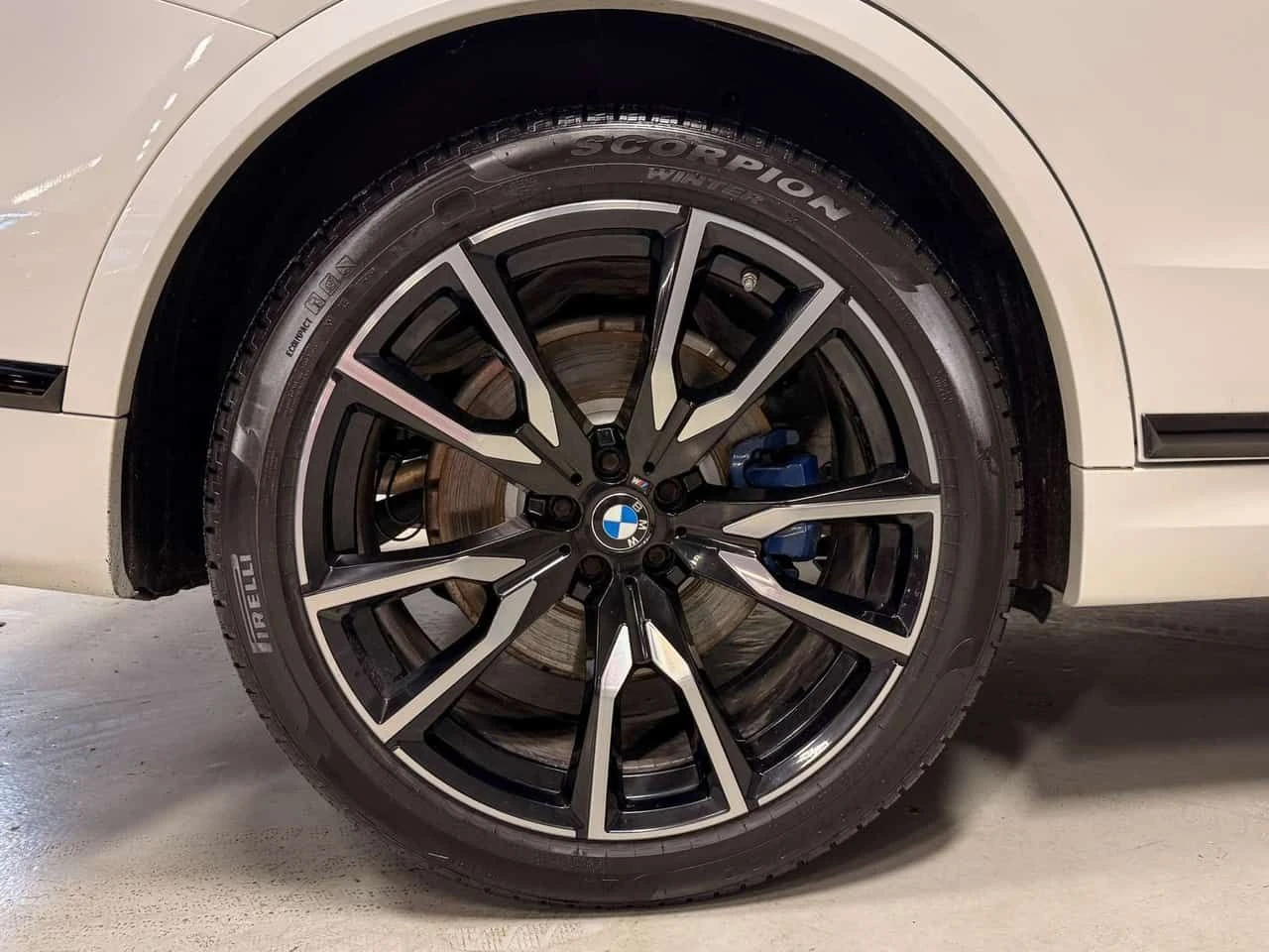 BMW X7 * CARFAX * ���� �� �� | Mobile.bg � ����������� 15