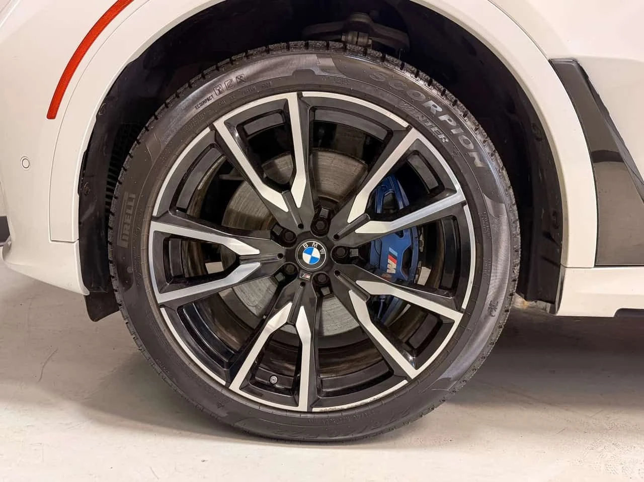 BMW X7 * CARFAX * ���� �� �� | Mobile.bg � ����������� 14
