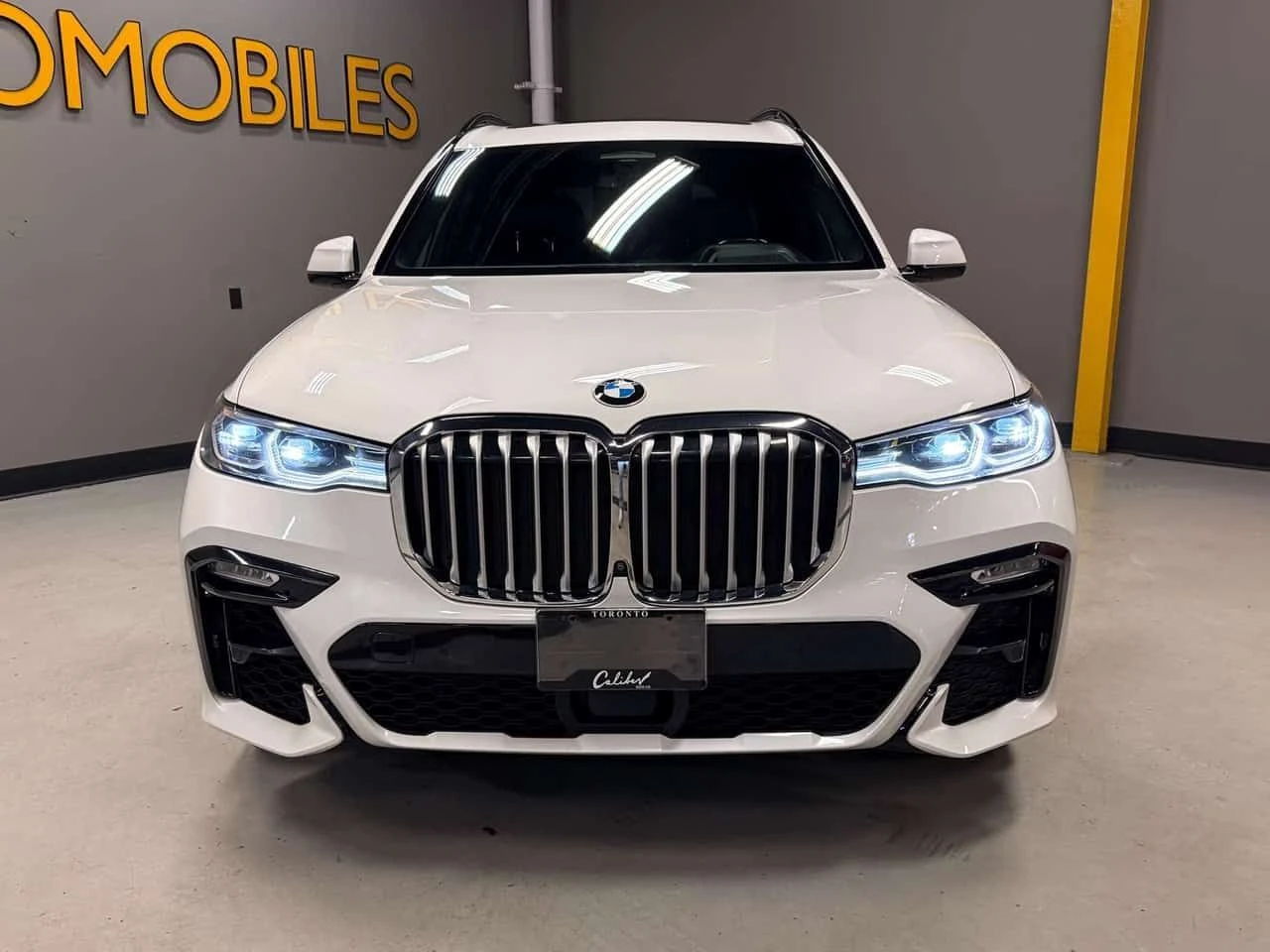 BMW X7 * CARFAX * ���� �� �� | Mobile.bg � ����������� 4