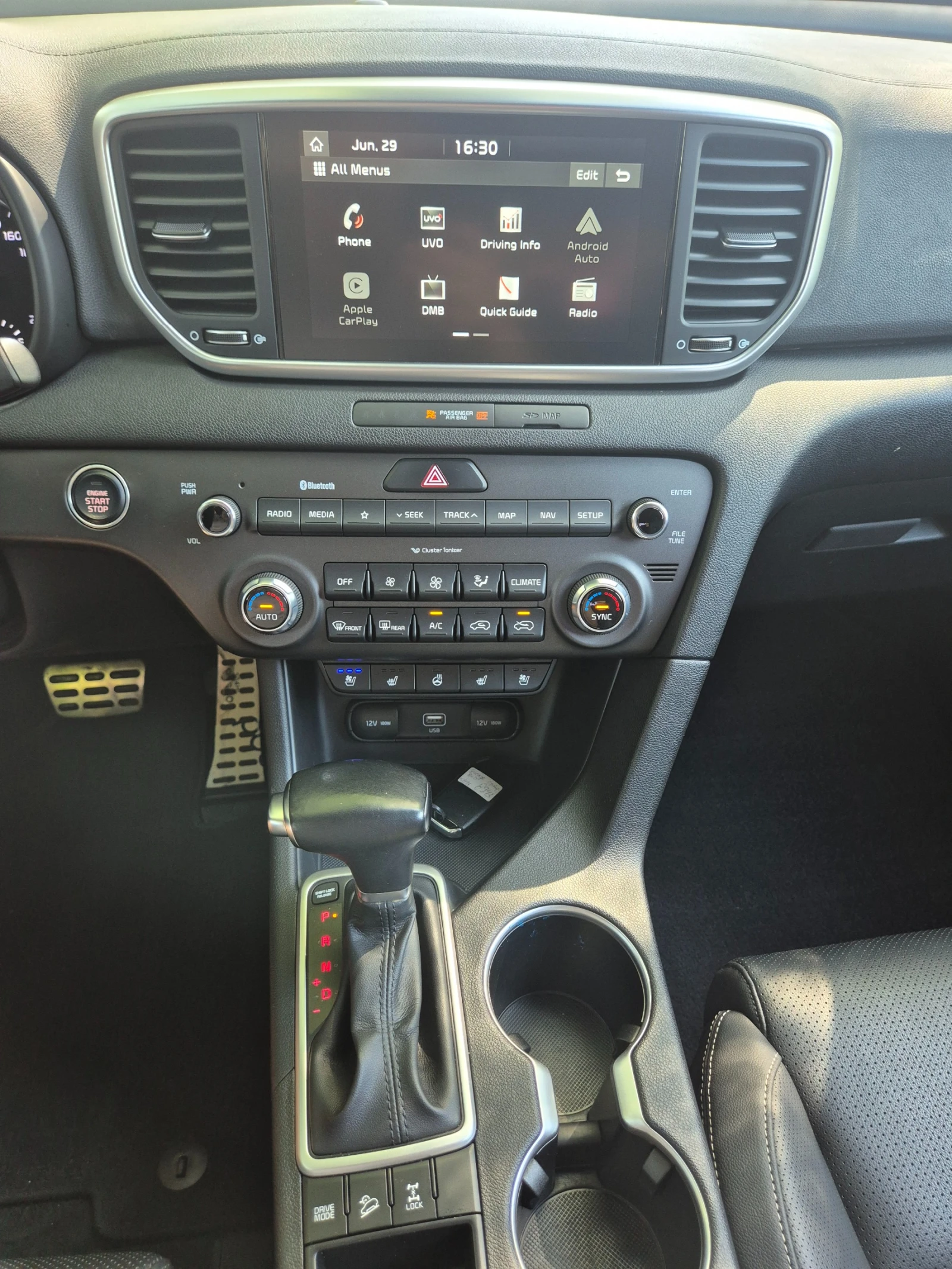 Kia Sportage 2.0 CRDI 4X4, снимка 11 - Автомобили и джипове - 55087387