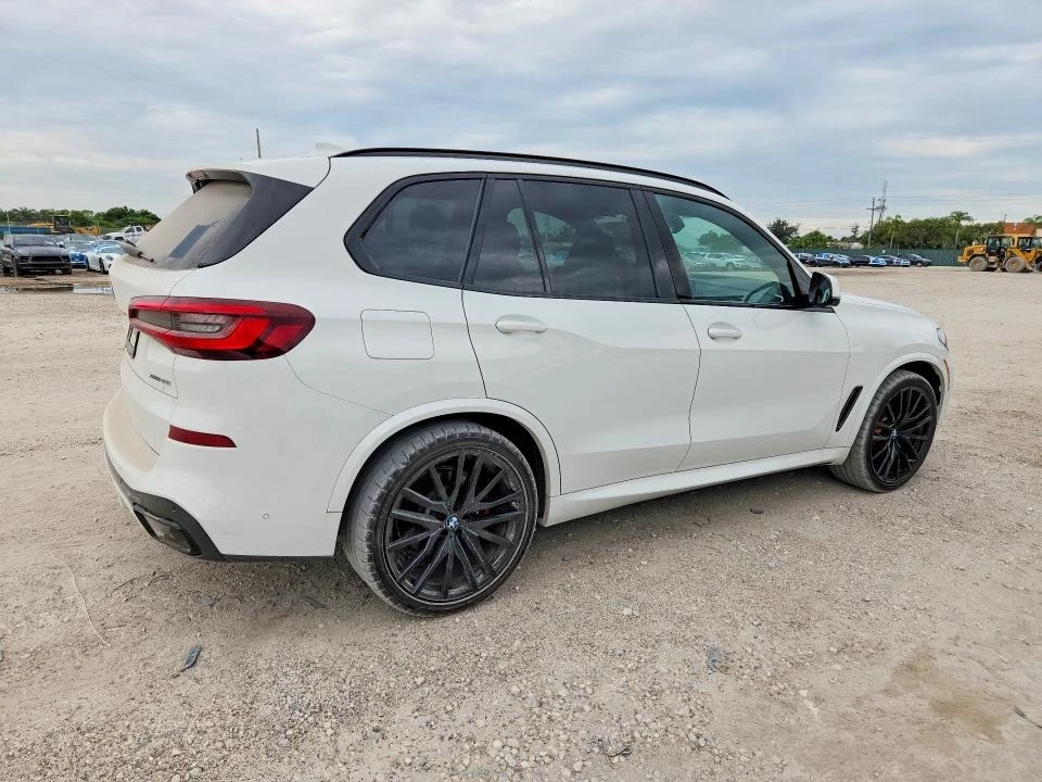 BMW X5, снимка 3 - Автомобили и джипове - 55100211