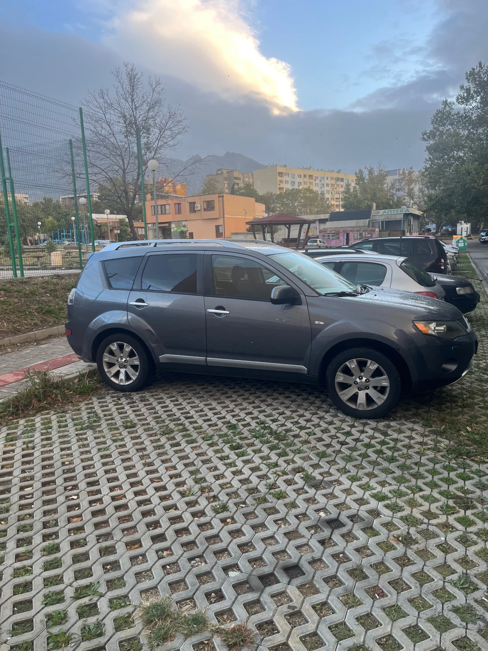 Mitsubishi Outlander 155000 км!!!, снимка 3 - Автомобили и джипове - 55215568
