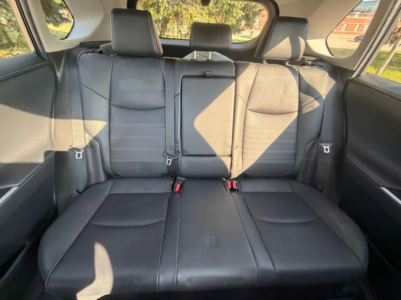 Toyota Rav4 Hybrid Limited / 360 / JBL / DISTRONIC /АВТОКРЕДИТ, снимка 14 - Автомобили и джипове - 55554888