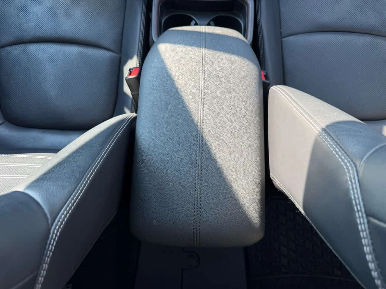 Toyota Rav4 Hybrid Limited / 360 / JBL / DISTRONIC /АВТОКРЕДИТ, снимка 9 - Автомобили и джипове - 55554888