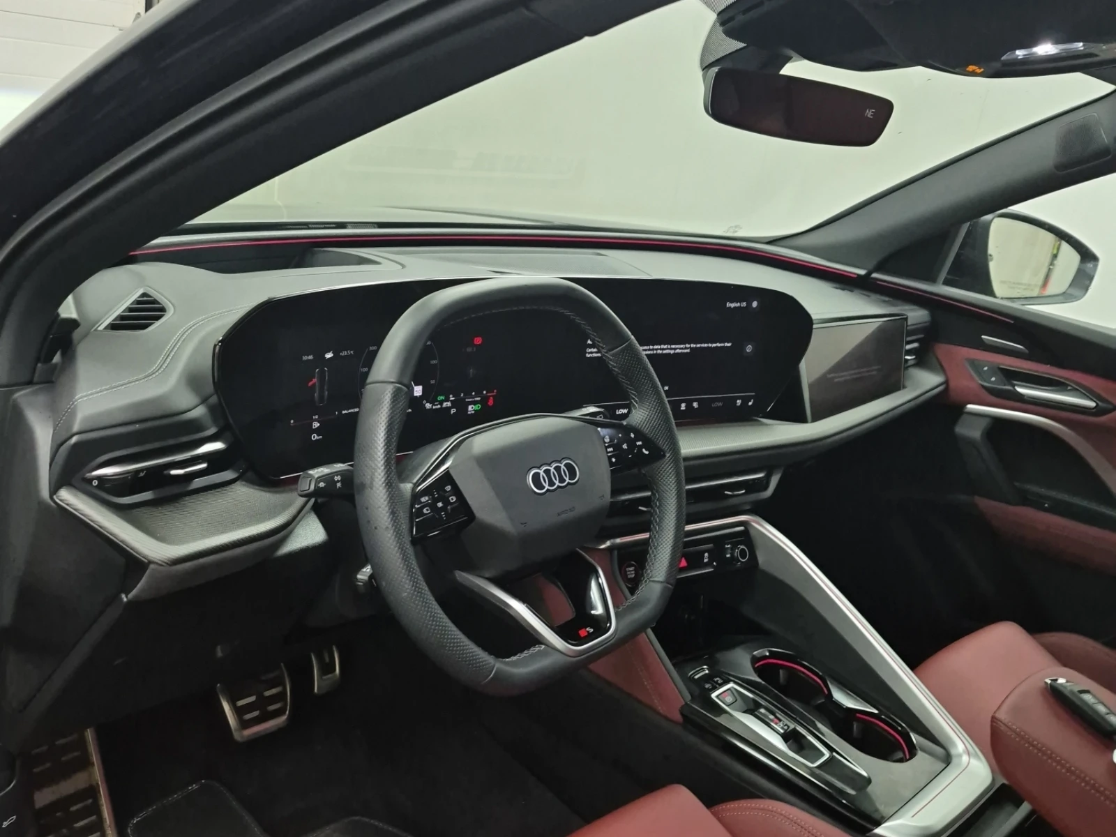 Audi SQ5 TECHNIK* HUD* ОБДУХВАНЕ* ПАНОРАМА* ДИСТРОНИК, снимка 8 - Автомобили и джипове - 55927942
