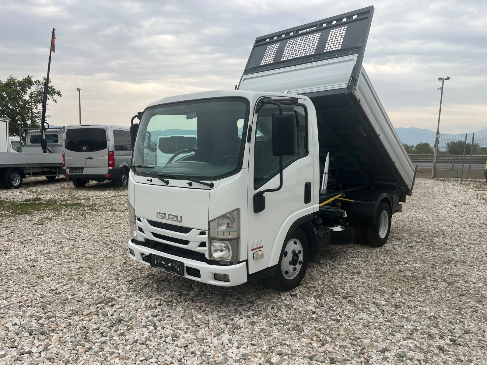 Isuzu Midi 3000TDI ИТАЛИЯ 120кс КЛИМА ЕВРО 5B ТРИСТРАНЕН - изображение 2