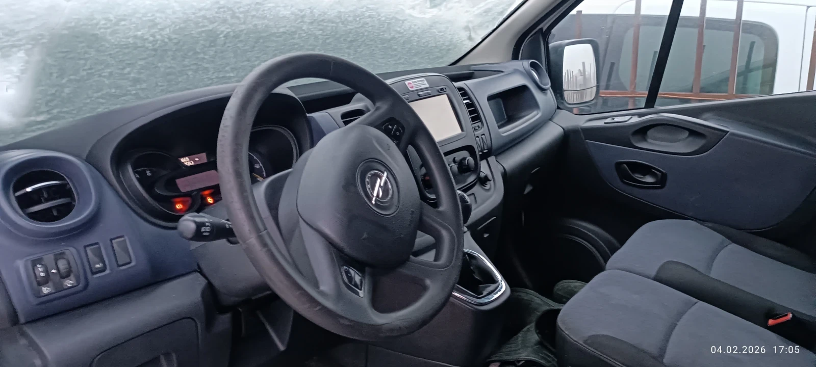 Opel Vivaro Товарен - изображение 9