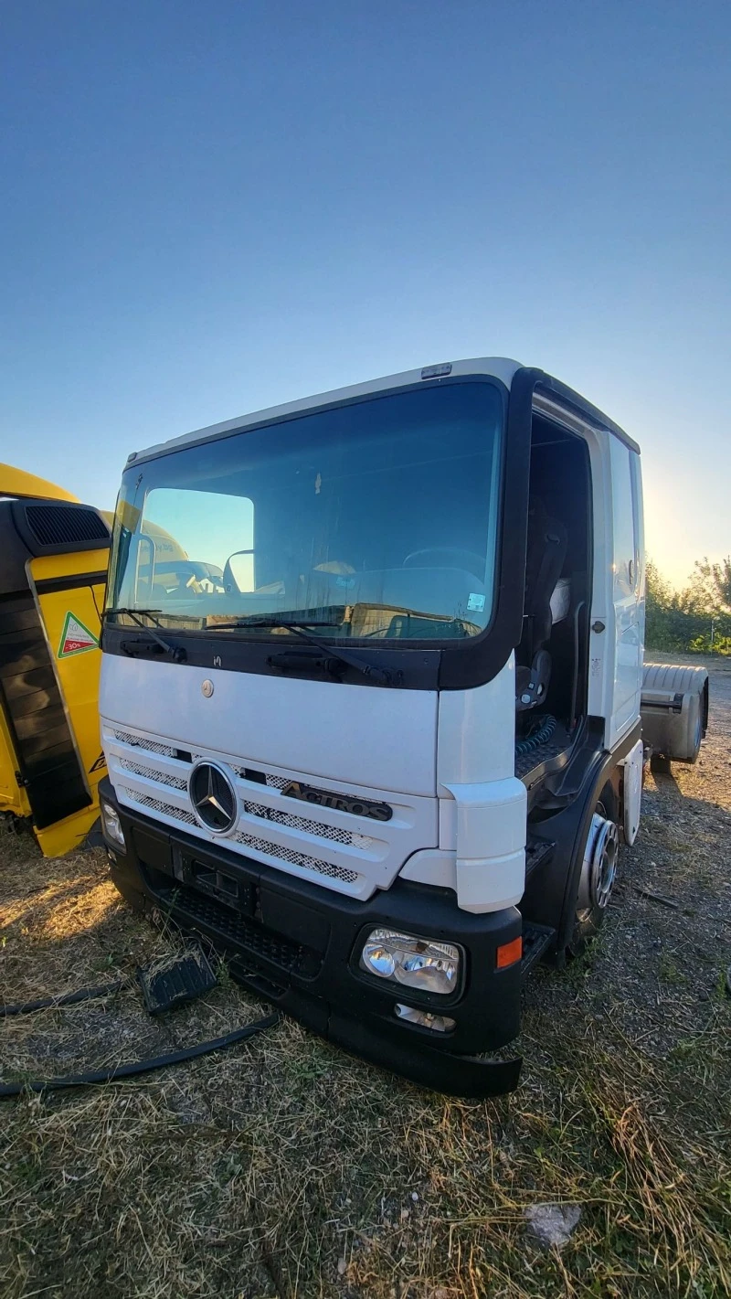 Mercedes-Benz Actros, снимка 8 - Камиони - 46590254