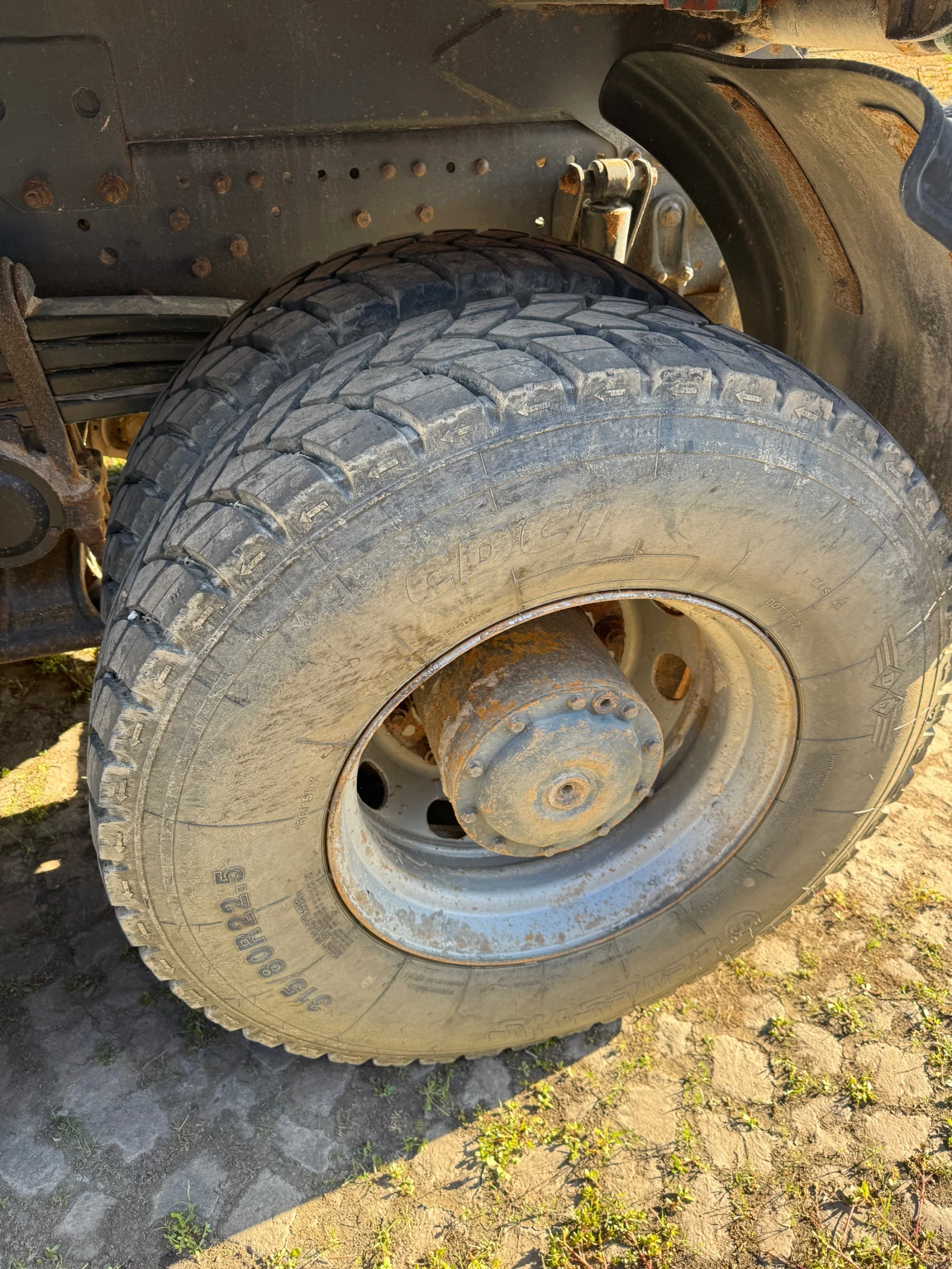 Mercedes-Benz 3538 Гуми 315/80R22.5 4-ри  - изображение 4