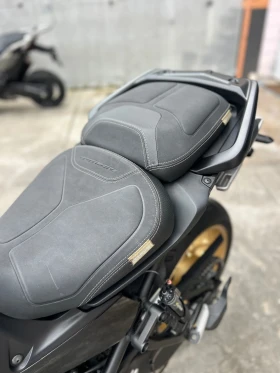 Yamaha Mt-09 TRACER 900GT BlackGold, снимка 13